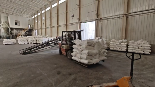 聚丙烯酰胺白药装车实拍