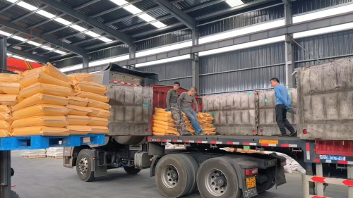 山东东达聚合物化工有限公司聚丙烯酰胺产品准备发货